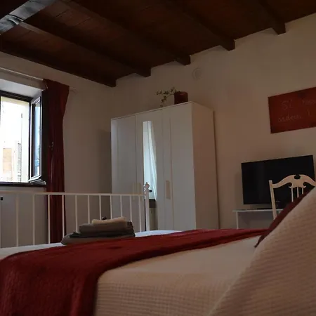 לינה וארוחת בוקר Casa Rachele 3*